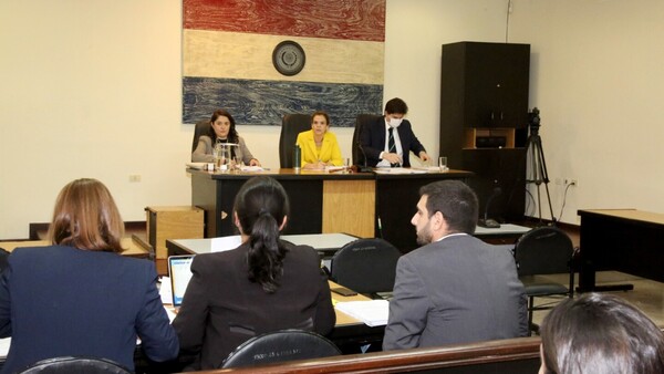 Defensa pide anular caso de comiso autónomo de Messer