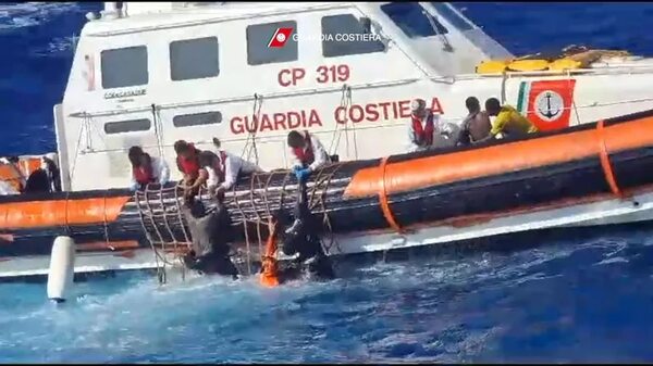 Más de 40 muertos en naufragio frente a la isla italiana de Lampedusa - Mundo - ABC Color