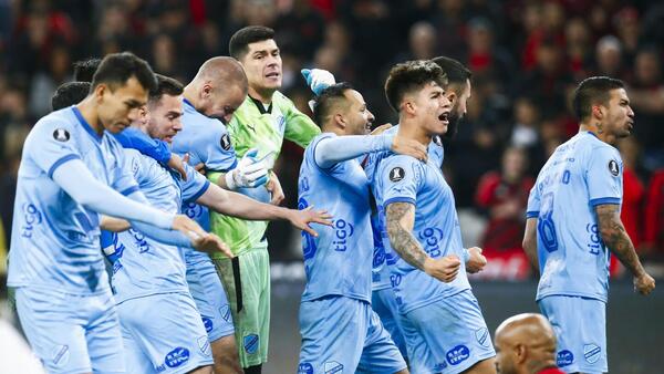 Bolívar da un batacazo y elimina al Paranaense