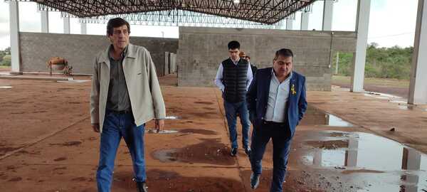 Yd supervisa la finalización del Taller y Centro Logístico de Encarnación