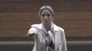 Esposa del vicepresidente electo juró como diputada