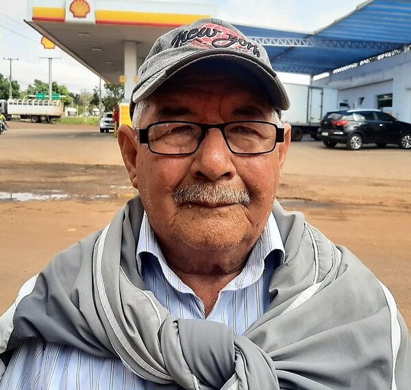 Vende diarios hace 34 años y recuerda con gratitud a Aldo Zuccolillo en el 56º aniversario de ABC Color – La Mira Digital