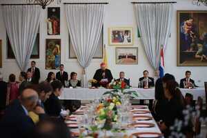 Presidente asistió a almuerzo con cuerpo diplomático acreditado en Paraguay - .::Agencia IP::.