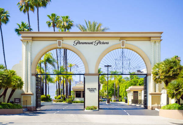 Paramount vende a un fondo de inversi贸n la editorial Simon&Schuster por US$ 1.620 millones - Revista PLUS