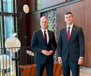 Llamativo encuentro entre el embajador de EEUU y Santiago Peña