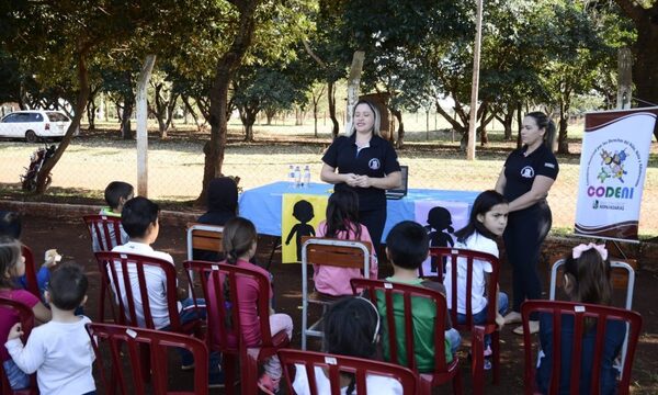 Realizan charla sobre prevención de abuso sexual