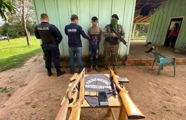 Hallan arma que habría matado a niña en Itapúa: joven la escondió en una fosa
