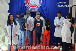 Manos de Dios: Con afabilidad y consejos, directivos y docentes de Universidad Central del Paraguay reciben a nuevos alumnos - El Nordestino