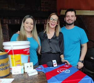 Rifa solidaria logra importante recaudación para agasajar a los pequeños del Bañado Sur - trece