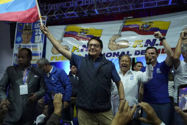 (VIDEO) Asesinan al candidato presidencial Fernando Villavicencio tras un mitin en el centro norte de Quito