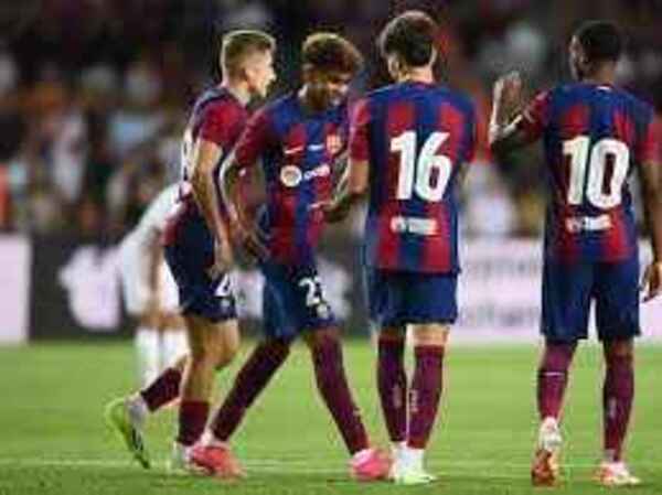 Barcelona apela a los jóvenes