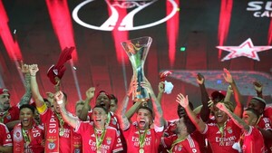 Benfica vence al Porto y gana la Supercopa lusa