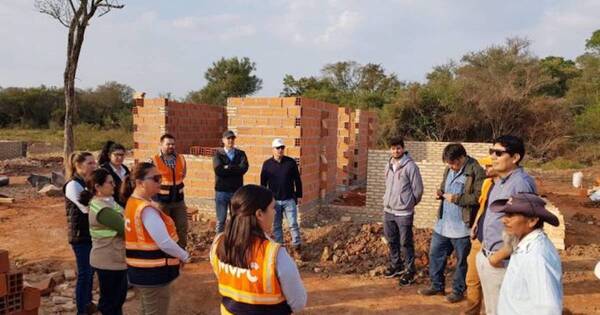 La Nación / Misión de la CAF verifica el avance de las obras