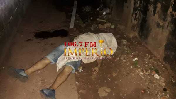 Hallan muerto a un individuo con antecedentes y adicto a las drogas en el barrio San Gerardo - Radio Imperio 106.7 FM