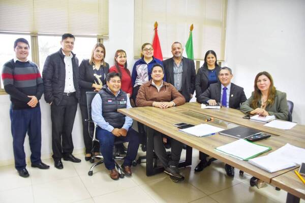 CONSEJO DEPARTAMENTAL DE EDUCACIÓN PRESENTÓ INFORMES EL GOBERNADOR DE ITAPÚA