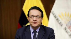 Asesinan al candidato a la presidencia de Ecuador durante evento de campaña