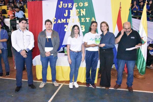 ENTREGAN TROFEOS A LOS CAMPEONES DE LOS JUEGOS JEEN SUB 14 DEL DISTRITO DE CAMBYRETÁ