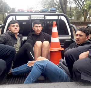Atrapan a delincuentes que asaltaron a una mujer con un arma de juguete - La Clave