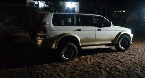 Cuatro detenidos tras balacera y persecución policial en Ñemby - Noticiero Paraguay