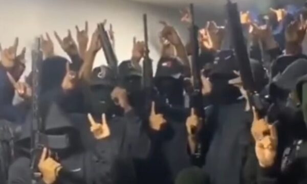 Grupo armado se adjudicó muerte de candidato presidencial y amenazan al “siguiente”