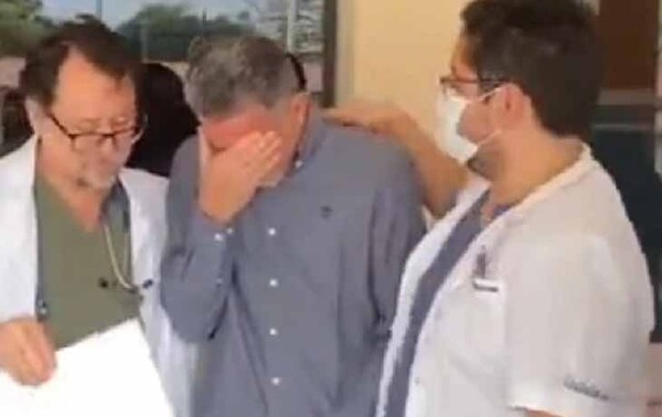 Lágrimas y emoción, Pío Alfieri se jubila tras años de servicio en el Acosta Ñu – Prensa 5
