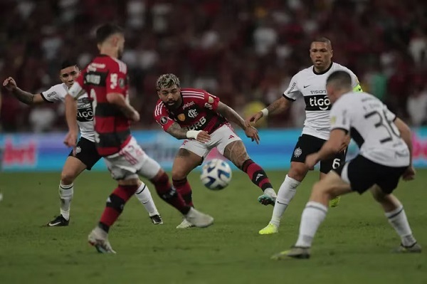 Olimpia en busca de la mítica y el pase a cuartos de la Libertadores