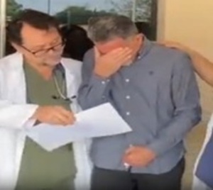 Emotiva jubilación en Hospital Acosta Ñu - Paraguay.com