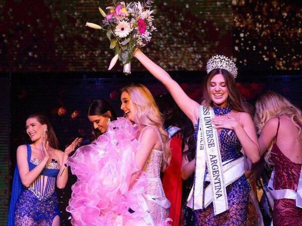 [VIDEO] ¡Feroz yapi y bolonqui en Miss Universo Argentina!