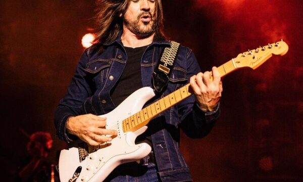 (VIDEO)¡Juanes mandó un mensaje a Paraguay y usó el guaraní!