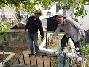 Encuentran el feto de una  niña en el cementerio de Pilar - Policiales - ABC Color