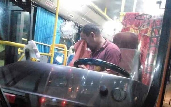 15 pasajeros fueron desvalijados por una banda de asaltantes en Itauguá – Prensa 5