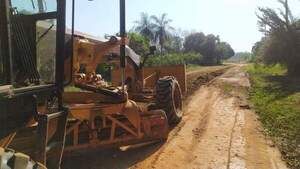 Municipalidad de Loreto sigue con trabajos viales