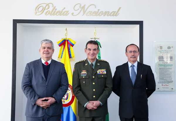 Futuros ministros desarrollan agenda de trabajo sobre seguridad en Colombia - ADN Digital
