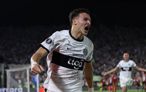 Versus / ¡Locura total! El gol de Bruera que le dio la clasificación a Olimpia