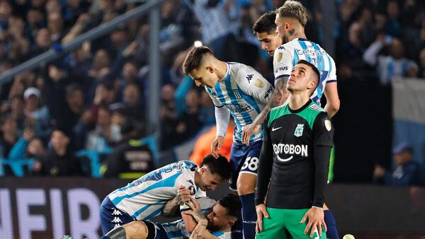Racing logra la épica ante Atlético Nacional