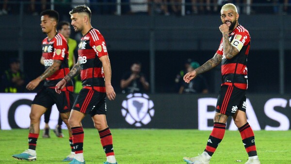 Recibimiento hostil a Flamengo tras la eliminación