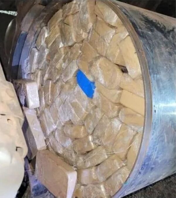 FEDERALES INCAUTAN 300 KILOS DE COCAÍNA EN CAMIÓN QUE SALIÓ DE LA FRONTERA - La Voz del Norte