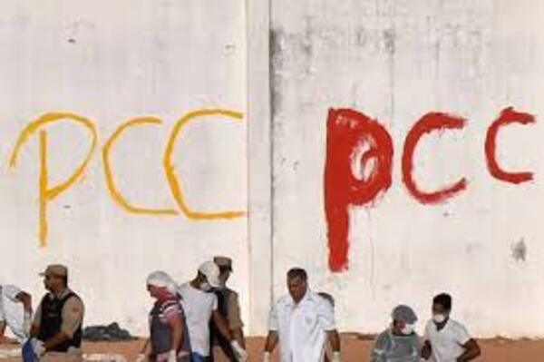 “Tribunal” del PCC decide quién vive y quién muere en varias cárceles, advierte criminólogo