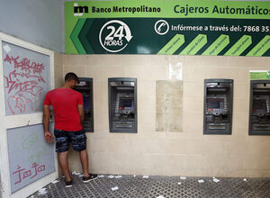 La delgada línea entre el “corralito bancario” y la “necesaria” bancarización en Cuba - MarketData