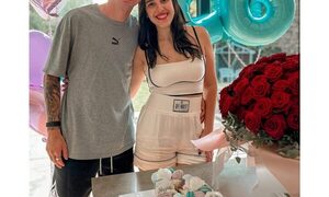 Así sorprendió “Miggy” Almirón a su doña por su cumple