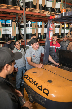 RODOMAQ / CIABAY Realizaron curso de Manejo y Seguridad de Montacargas HUAHE - Amigo Camionero