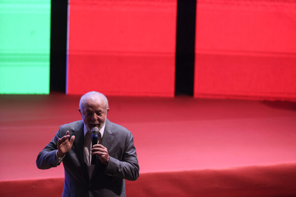 Lula anuncia un millonario plan de obras para recuperar el papel del Estado en la economía - MarketData