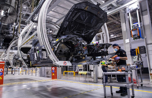 La producción industrial de México crece un 2,6 % en la primera mitad de 2023 - MarketData
