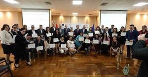 7.262 profesionales y 1.376 empresas fueron fortalecidos por el MIC para mejora competitiva
