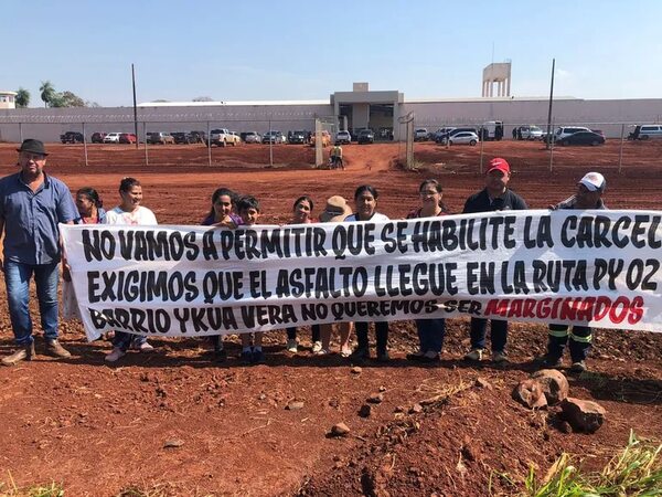 Vecinos de Minga Guazú exigen cumplimiento de promesas de obras complementarias - ABC en el Este - ABC Color