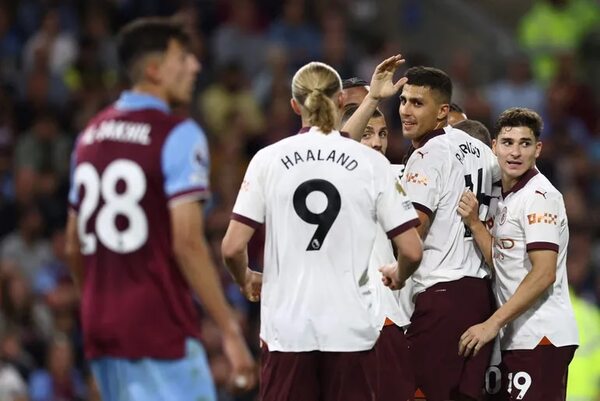 Haaland y Rodri aplastan al Burnley - Fútbol Internacional - ABC Color