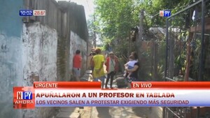 Clavaron a un profesor cerca de su escuela, por un celular