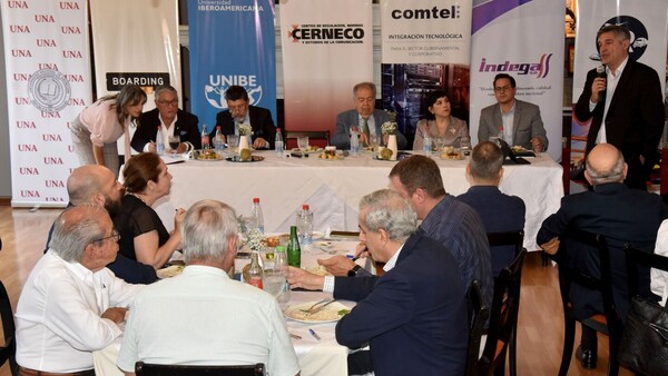 Ramírez critica falta de previsión en MEC y promete almuerzo escolar