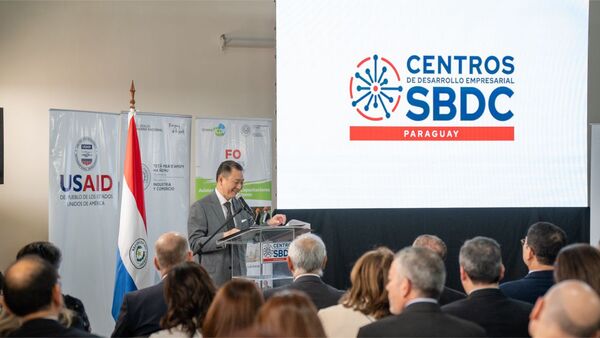 Inauguran el primer Centro de Desarrollo Empresarial en la UIP - Informatepy.com