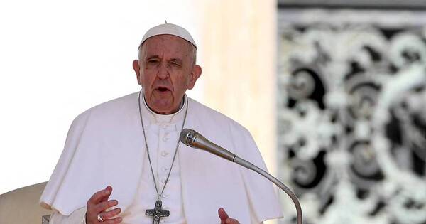 La Nación / El papa lamenta asesinato de candidato presidencial y condena violencia en Ecuador